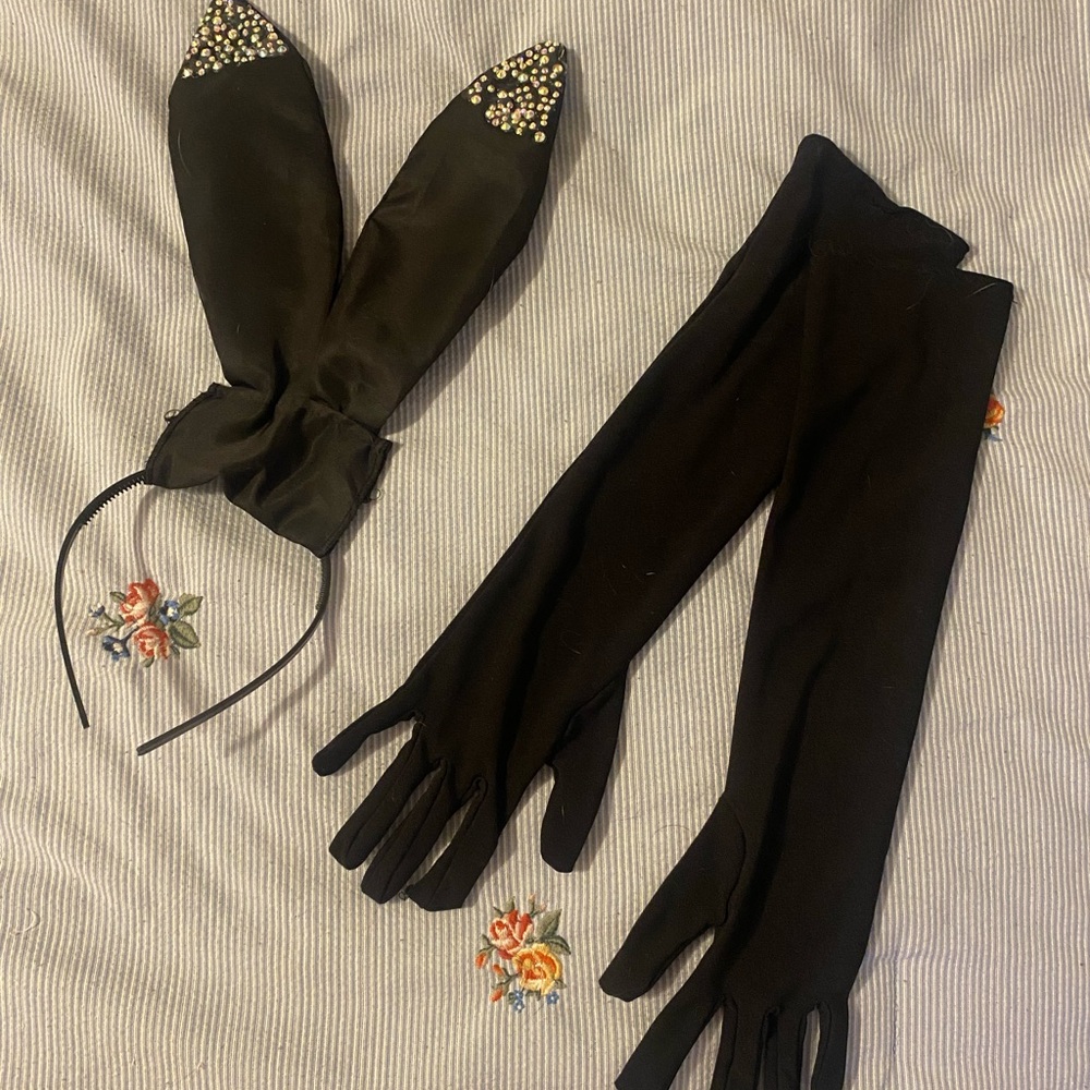 Bunny Ears headband with Black Gloves